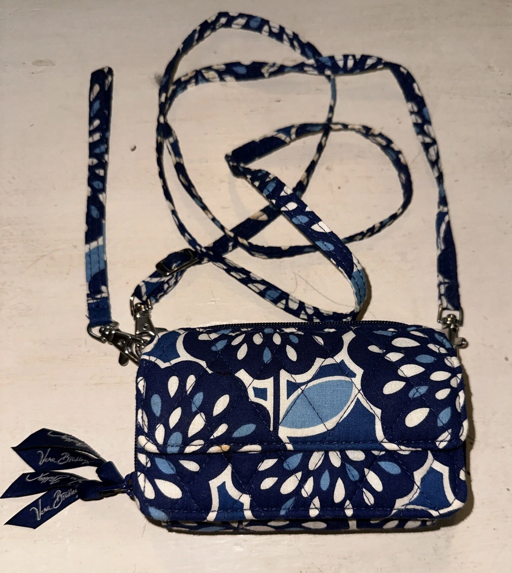 Vera Bradley Crossbody Wallet Womens Blue Floral All in One Quilted Wristlet